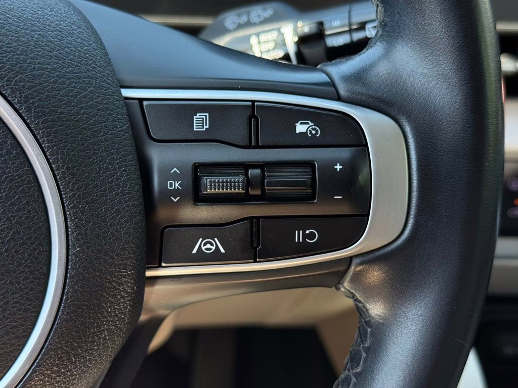 2023 Gravity Gray Kia Sportage EX FWD SUV