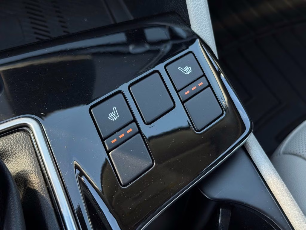 2023 Gravity Gray Kia Sportage EX FWD SUV