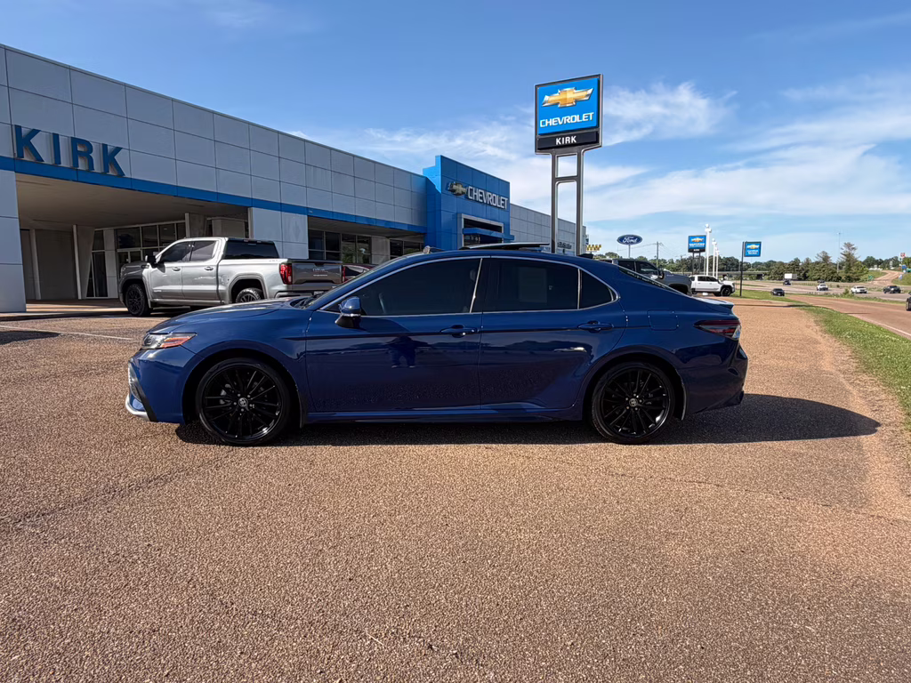 2023 Reservoir Blue Toyota Camry XSE FWD Sedan