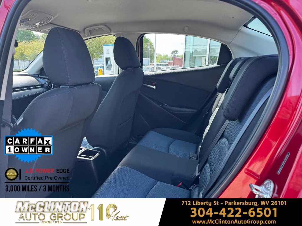 2017 Pulse Toyota Yaris iA Base FWD Sedan