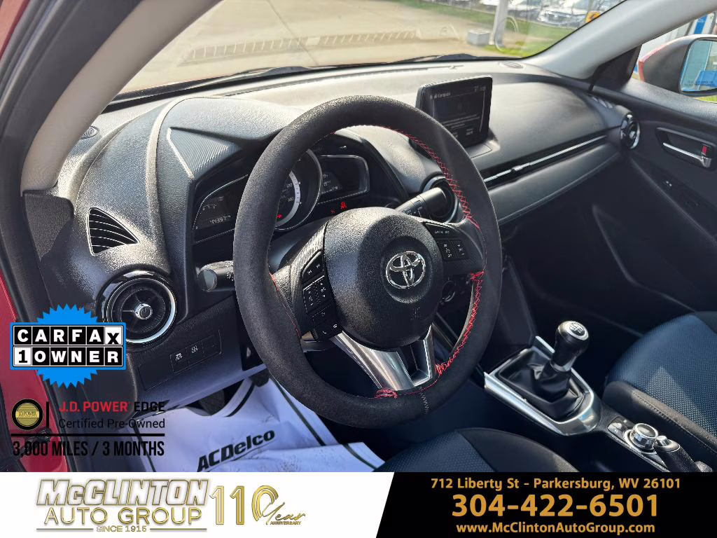 2017 Pulse Toyota Yaris iA Base FWD Sedan