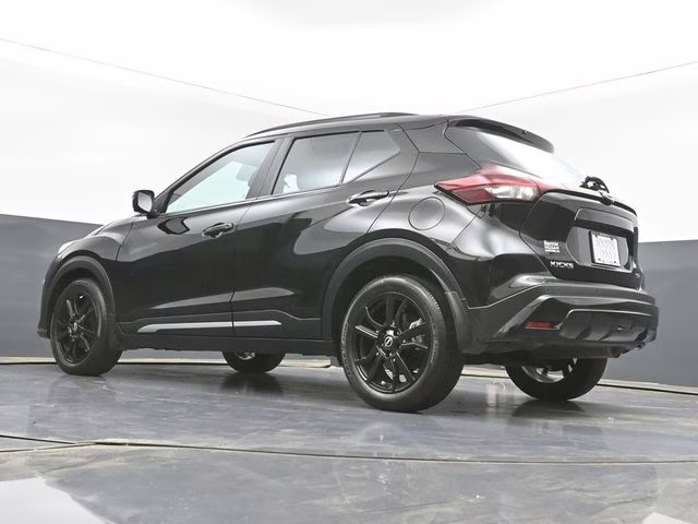 2024 Super Black Nissan Kicks SR FWD SUV