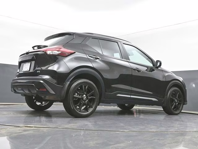 2024 Super Black Nissan Kicks SR FWD SUV