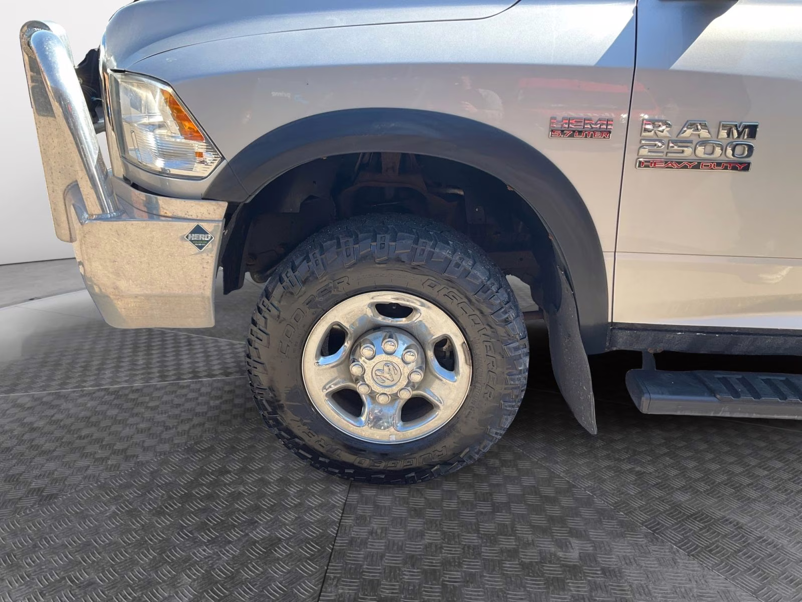 2013 Bright Silver Metallic Clearcoat Ram 2500 Tradesman 4X4 Truck