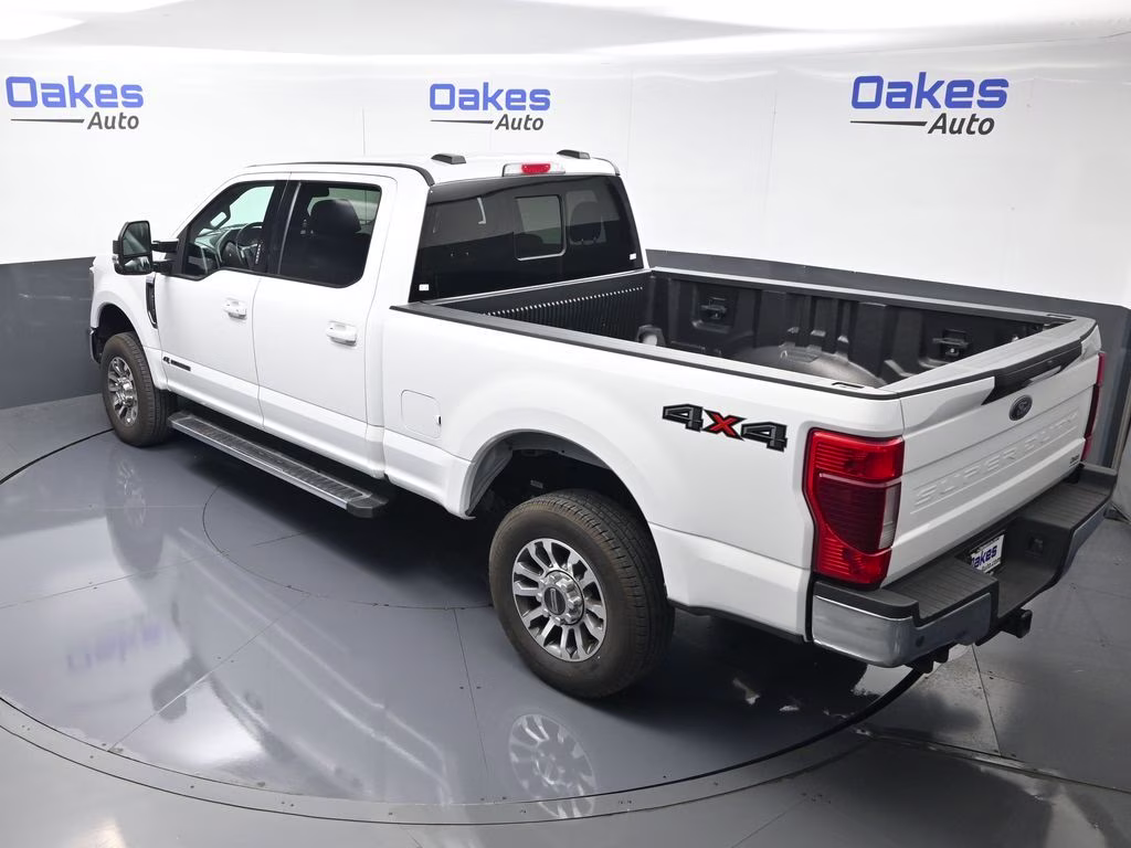 2021 Oxford White Ford Super Duty F-250 SRW Lariat 4X4 Truck