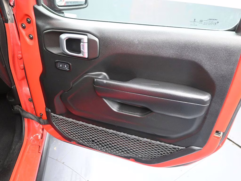 2021 Firecracker Red Clearcoat Jeep Gladiator Mojave 4x4 Customer Preferred Package 24D 4X4 Truck