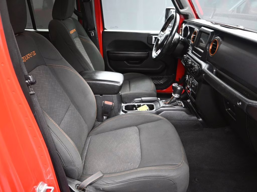 2021 Firecracker Red Clearcoat Jeep Gladiator Mojave 4x4 Customer Preferred Package 24D 4X4 Truck