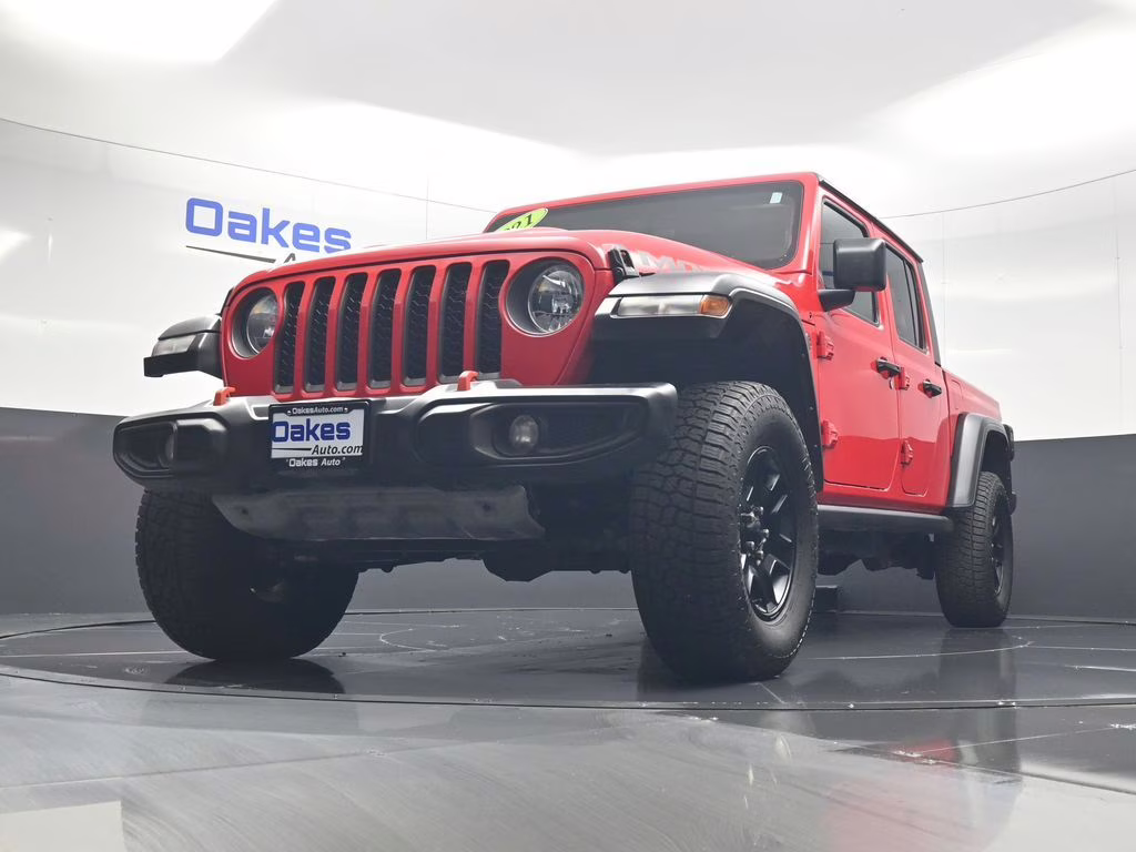 2021 Firecracker Red Clearcoat Jeep Gladiator Mojave 4x4 Customer Preferred Package 24D 4X4 Truck
