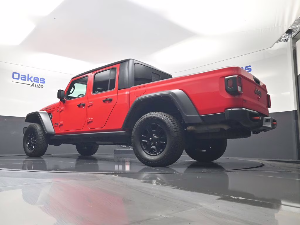 2021 Firecracker Red Clearcoat Jeep Gladiator Mojave 4x4 Customer Preferred Package 24D 4X4 Truck