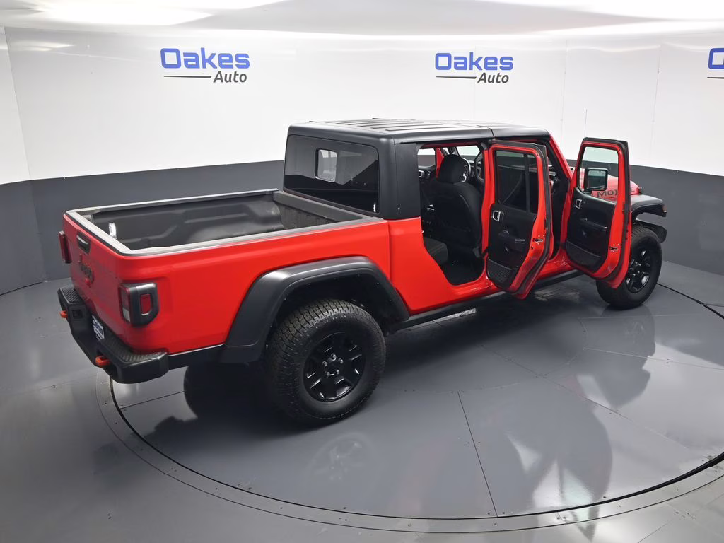 2021 Firecracker Red Clearcoat Jeep Gladiator Mojave 4x4 Customer Preferred Package 24D 4X4 Truck