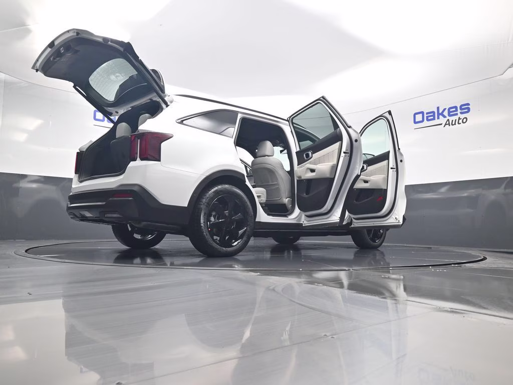 2026 Snow White Pearl Kia Sorento Hybrid X-Line SX Prestige AWD SUV