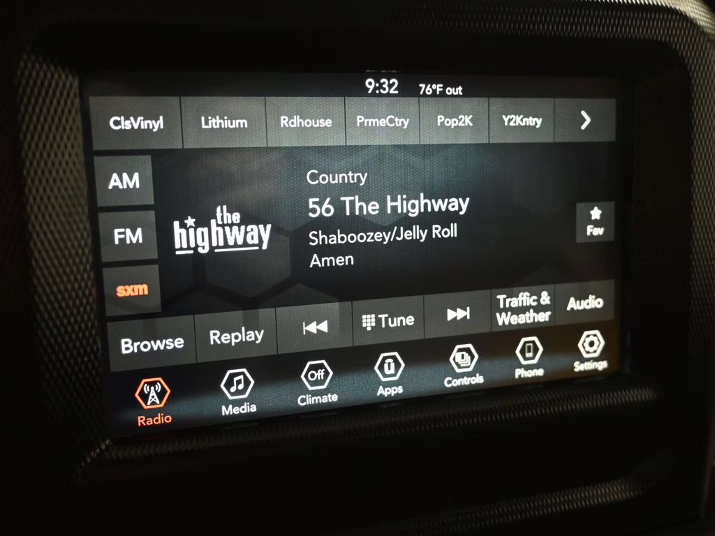 2021 Firecracker Red Clearcoat Jeep Gladiator Mojave 4x4 Customer Preferred Package 24D 4X4 Truck