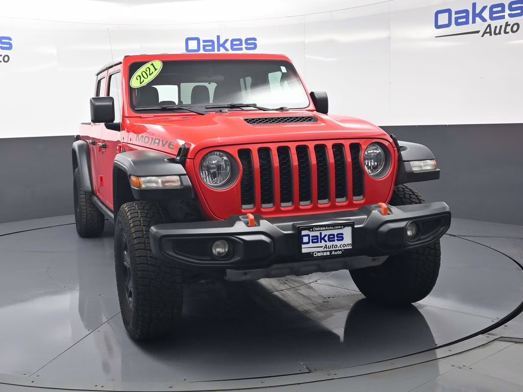 2021 Firecracker Red Clearcoat Jeep Gladiator Mojave 4x4 Customer Preferred Package 24D 4X4 Truck