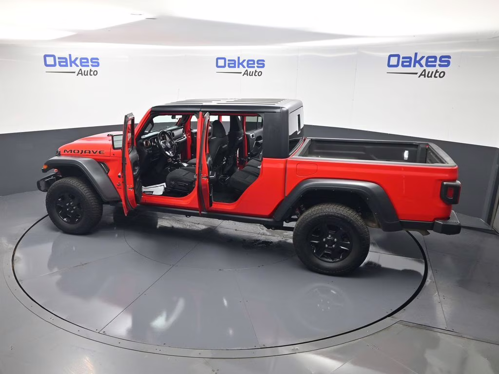 2021 Firecracker Red Clearcoat Jeep Gladiator Mojave 4x4 Customer Preferred Package 24D 4X4 Truck