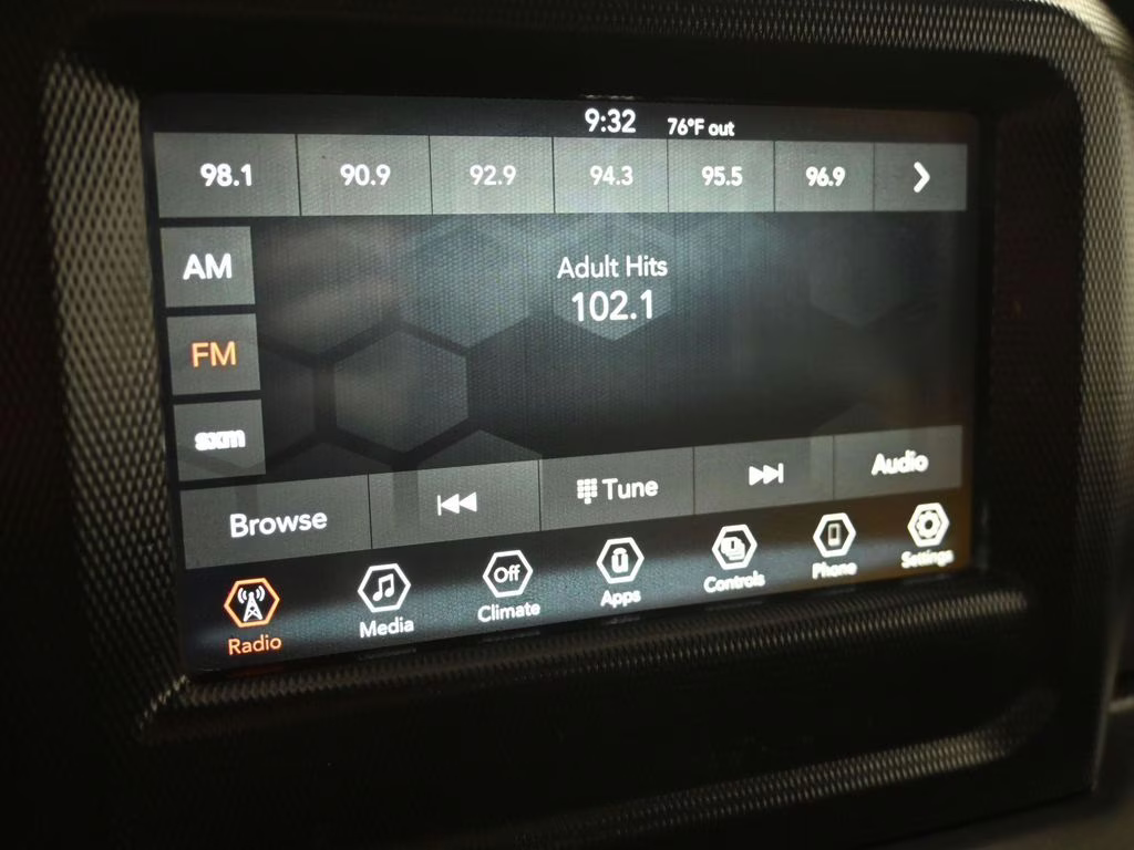 2021 Firecracker Red Clearcoat Jeep Gladiator Mojave 4x4 Customer Preferred Package 24D 4X4 Truck