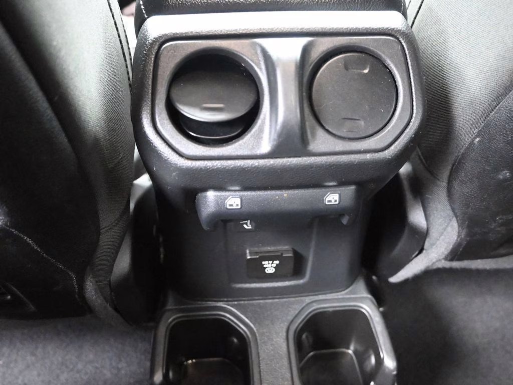 2021 Firecracker Red Clearcoat Jeep Gladiator Mojave 4x4 Customer Preferred Package 24D 4X4 Truck