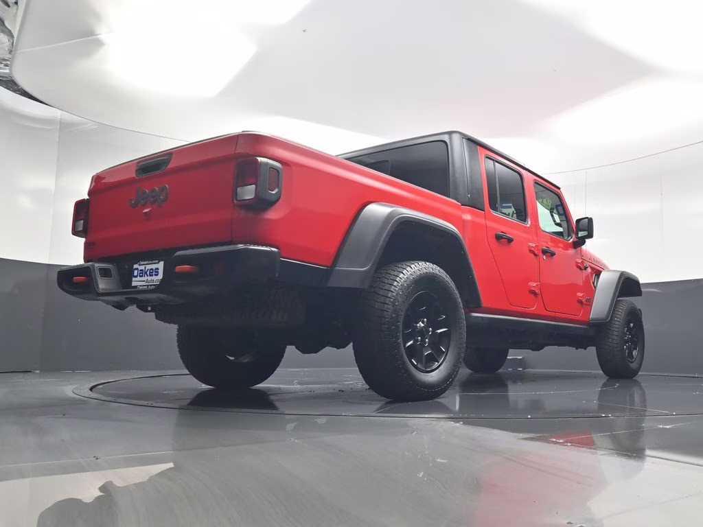2021 Firecracker Red Clearcoat Jeep Gladiator Mojave 4x4 Customer Preferred Package 24D 4X4 Truck