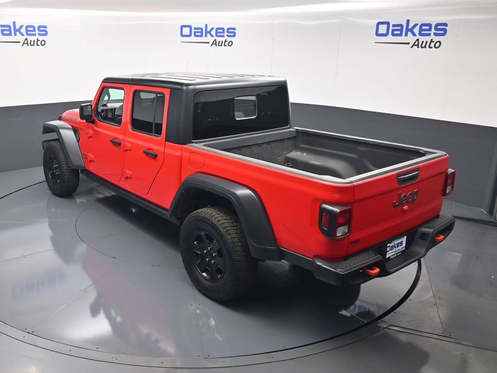 2021 Firecracker Red Clearcoat Jeep Gladiator Mojave 4x4 Customer Preferred Package 24D 4X4 Truck