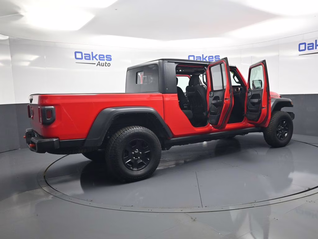 2021 Firecracker Red Clearcoat Jeep Gladiator Mojave 4x4 Customer Preferred Package 24D 4X4 Truck