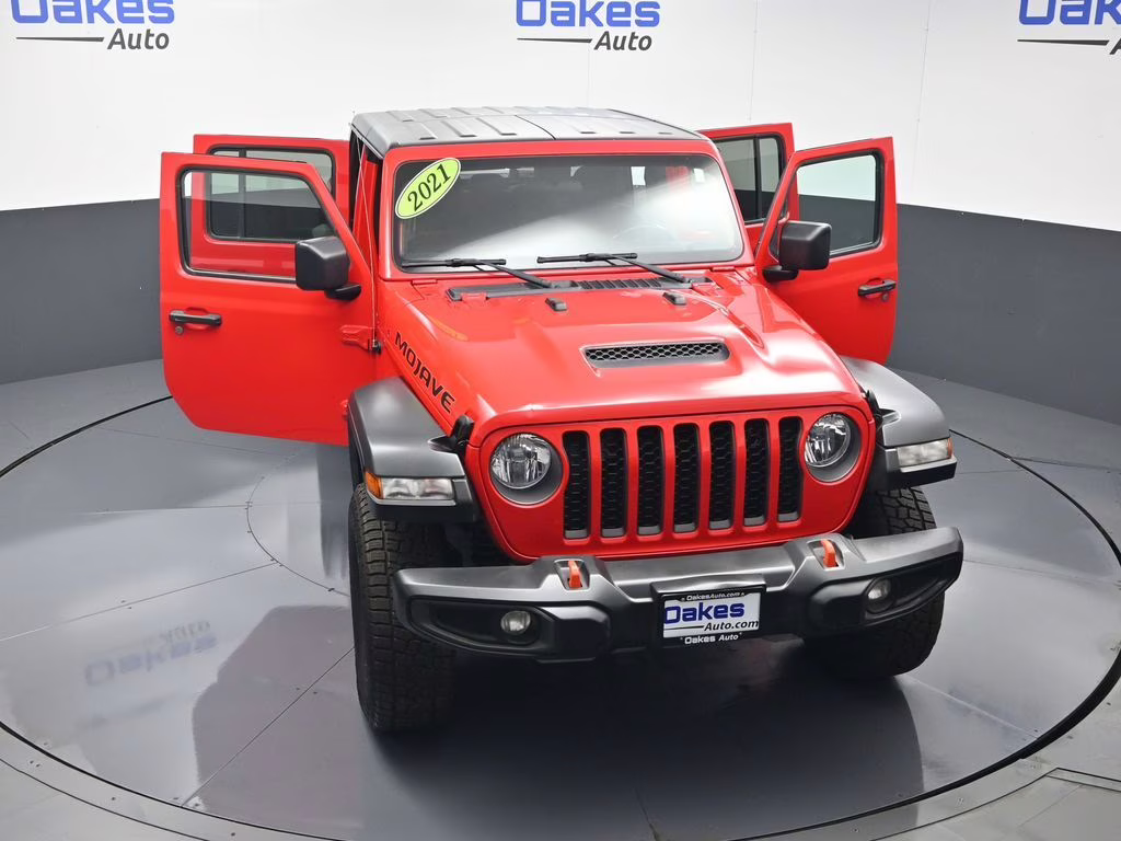 2021 Firecracker Red Clearcoat Jeep Gladiator Mojave 4x4 Customer Preferred Package 24D 4X4 Truck