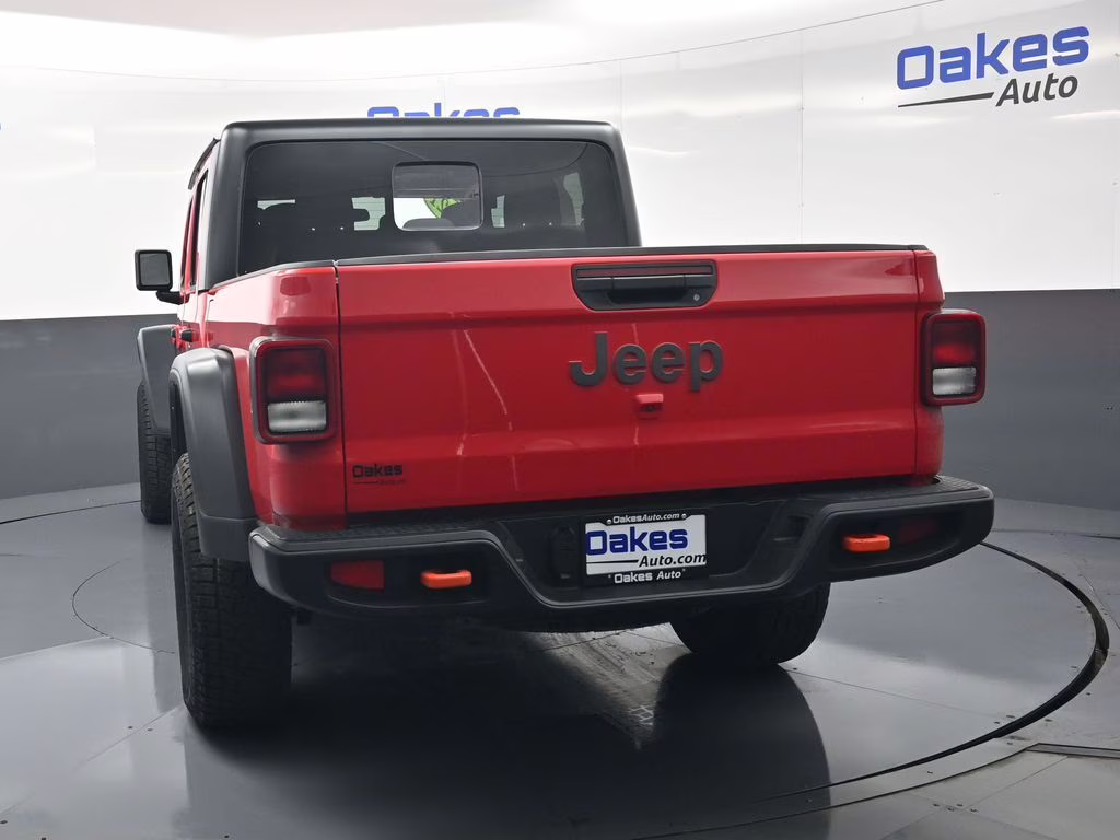 2021 Firecracker Red Clearcoat Jeep Gladiator Mojave 4x4 Customer Preferred Package 24D 4X4 Truck