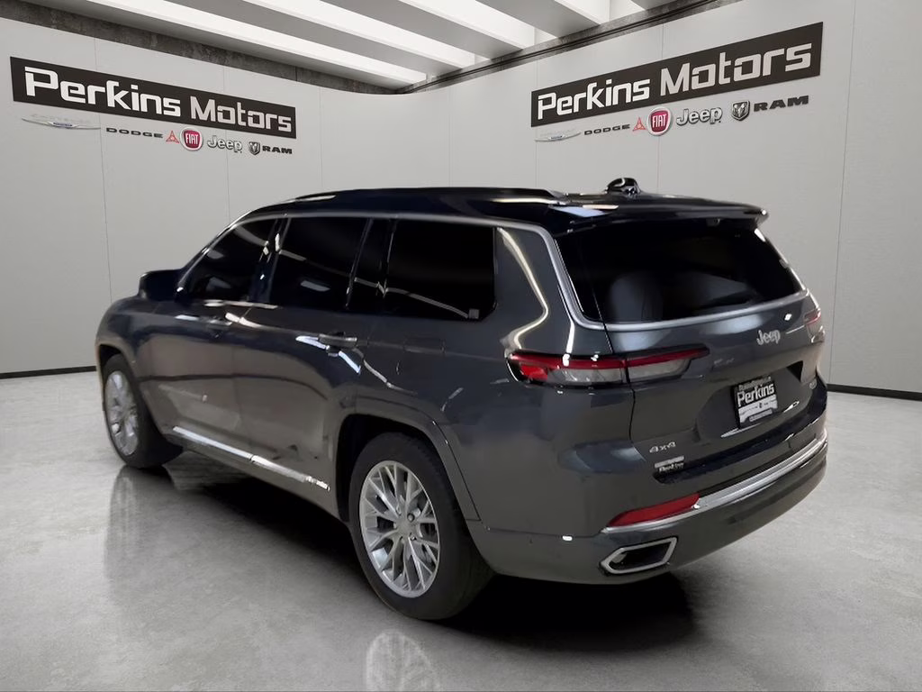 2025 Baltic Gray Metallic Clearcoat Jeep Grand Cherokee L Summit 4X4 SUV