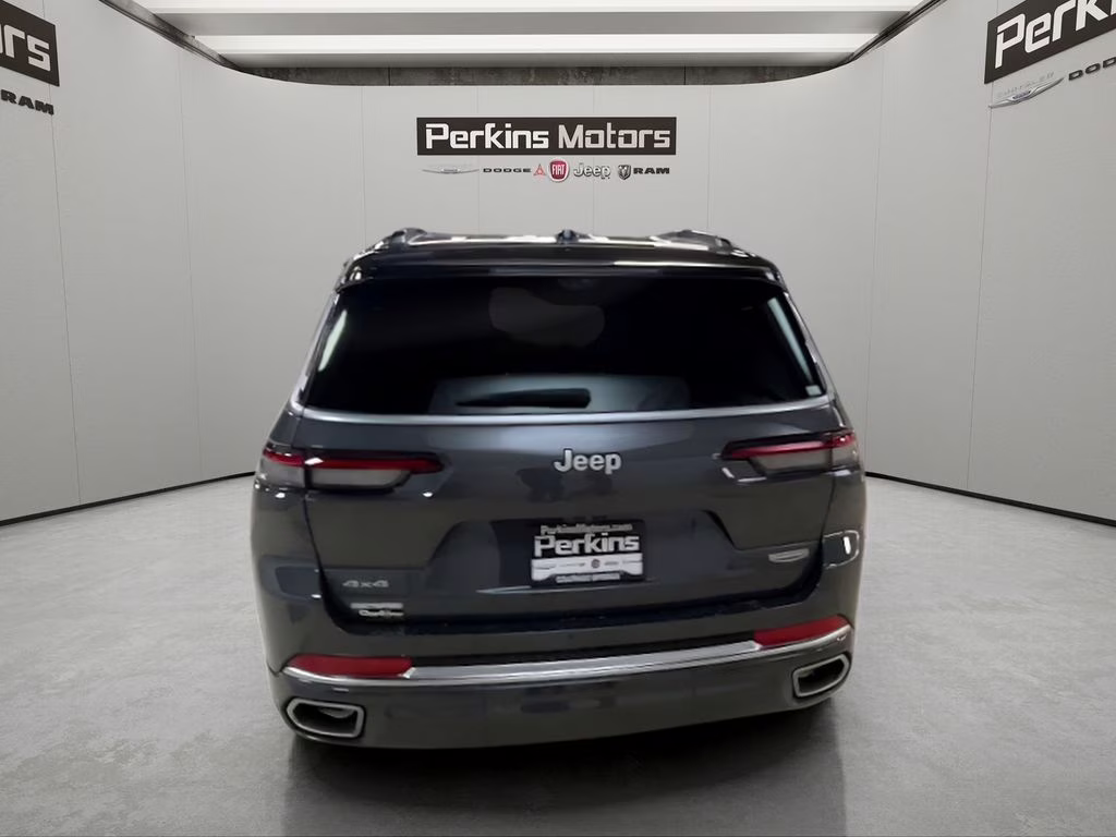 2025 Baltic Gray Metallic Clearcoat Jeep Grand Cherokee L Summit 4X4 SUV