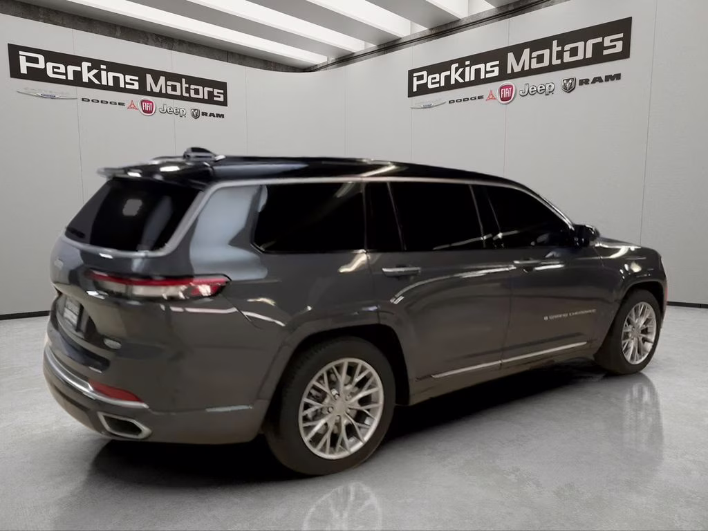 2025 Baltic Gray Metallic Clearcoat Jeep Grand Cherokee L Summit 4X4 SUV