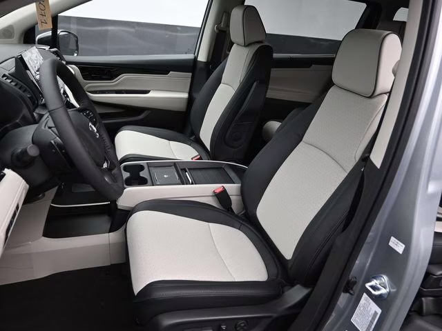 2026 Solar Silver Metallic Honda Odyssey Elite FWD Van