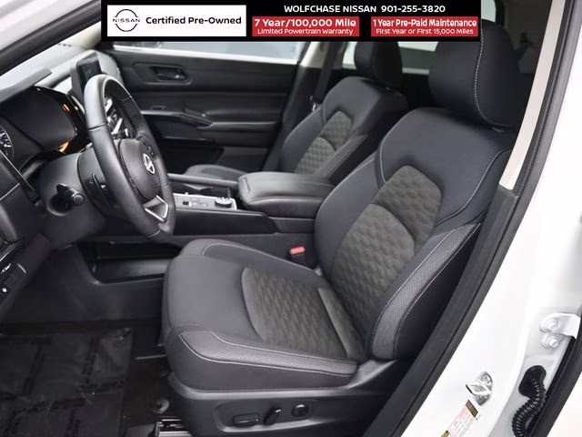 2024 Pearl White Tricoat Nissan Pathfinder SV 4X4 SUV