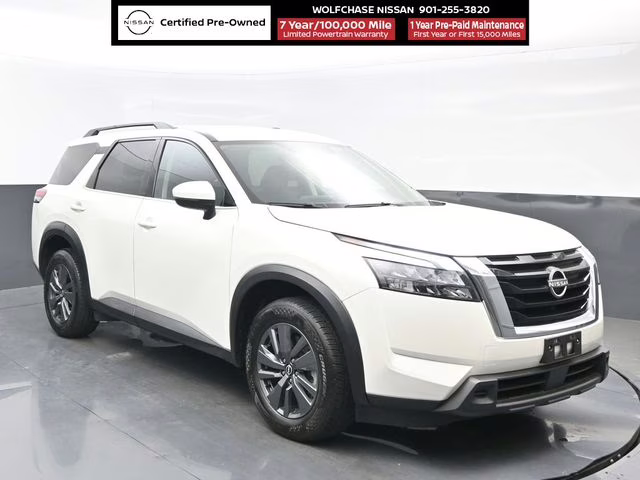 2024 Pearl White Tricoat Nissan Pathfinder SV 4X4 SUV