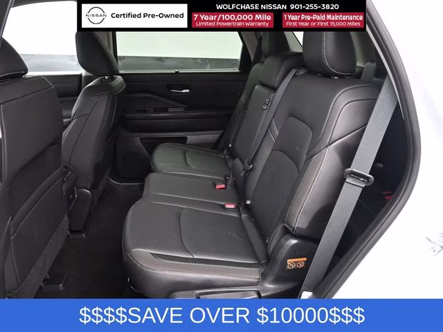2025 Everest White Pearl Tricoat Nissan Pathfinder SL 4X4 SUV