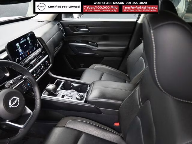 2025 Everest White Pearl Tricoat Nissan Pathfinder SL 4X4 SUV