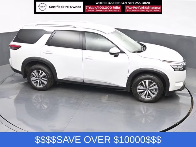 2025 Everest White Pearl Tricoat Nissan Pathfinder SL 4X4 SUV