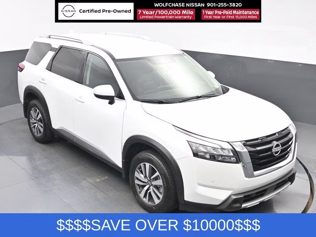 2025 Everest White Pearl Tricoat Nissan Pathfinder SL 4X4 SUV
