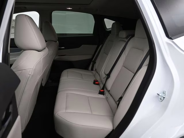 2026 Everest White Pearl Tricoat Nissan Murano SL AWD SUV