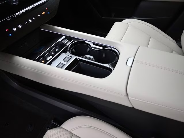 2026 Everest White Pearl Tricoat Nissan Murano SL AWD SUV