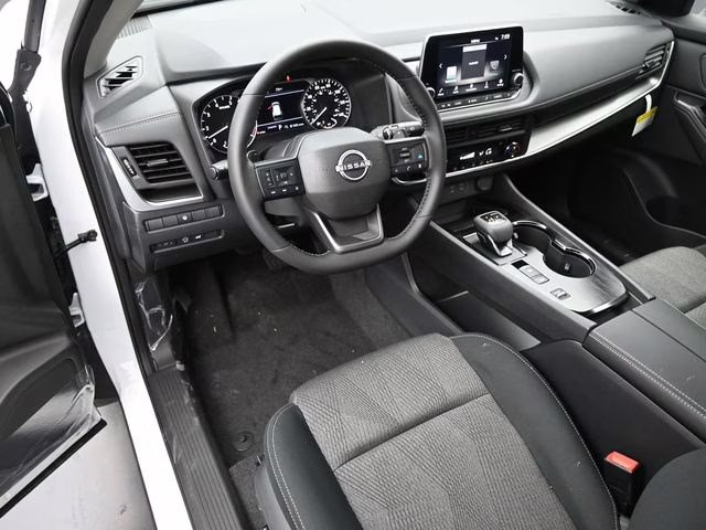2026 Everest White Pearl Tricoat Nissan Rogue SV FWD SUV
