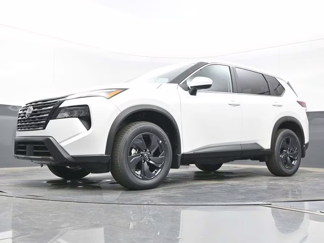 2026 Everest White Pearl Tricoat Nissan Rogue SV FWD SUV