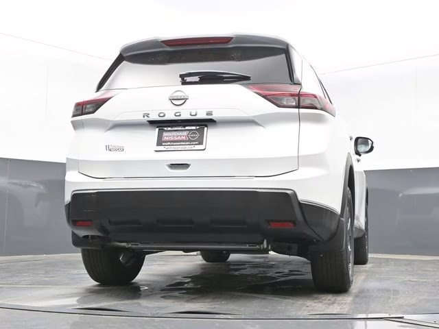 2026 Everest White Pearl Tricoat Nissan Rogue SV FWD SUV