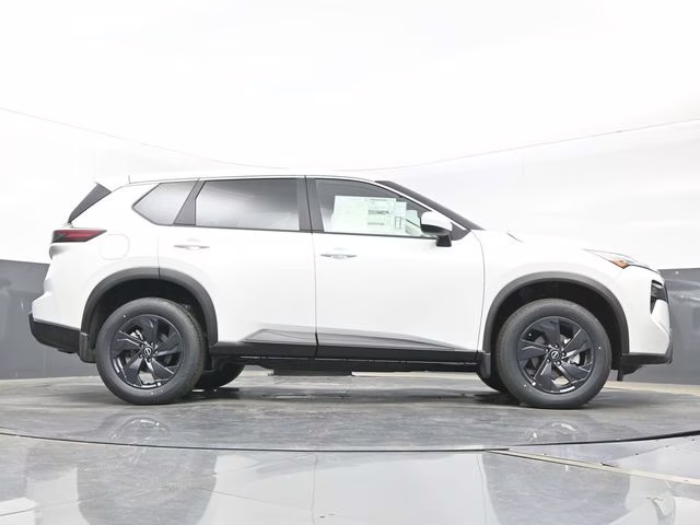 2026 Everest White Pearl Tricoat Nissan Rogue SV FWD SUV