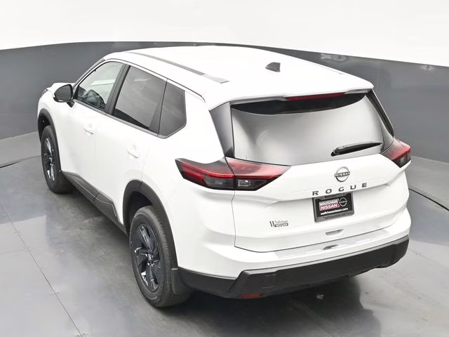 2026 Everest White Pearl Tricoat Nissan Rogue SV FWD SUV