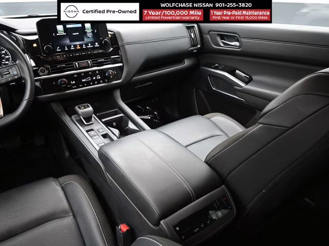 2024 Pearl White Tricoat Nissan Pathfinder SL FWD SUV