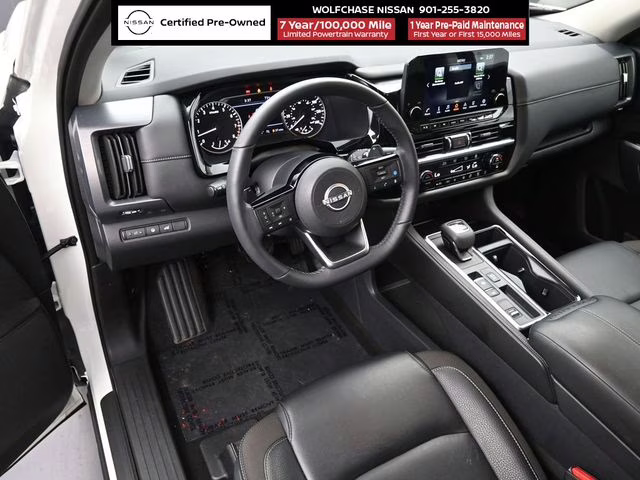 2024 Pearl White Tricoat Nissan Pathfinder SL FWD SUV