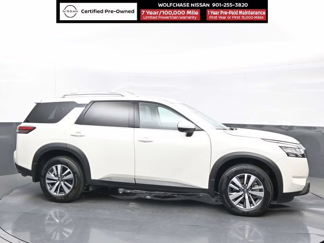 2024 Pearl White Tricoat Nissan Pathfinder SL FWD SUV
