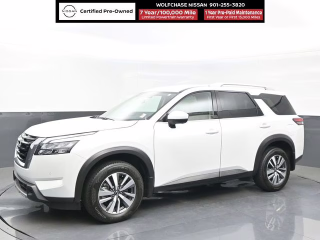 2025 Everest White Pearl Tricoat Nissan Pathfinder SL 4X4 SUV