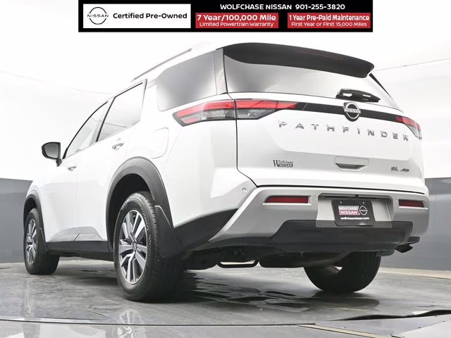 2025 Everest White Pearl Tricoat Nissan Pathfinder SL 4X4 SUV