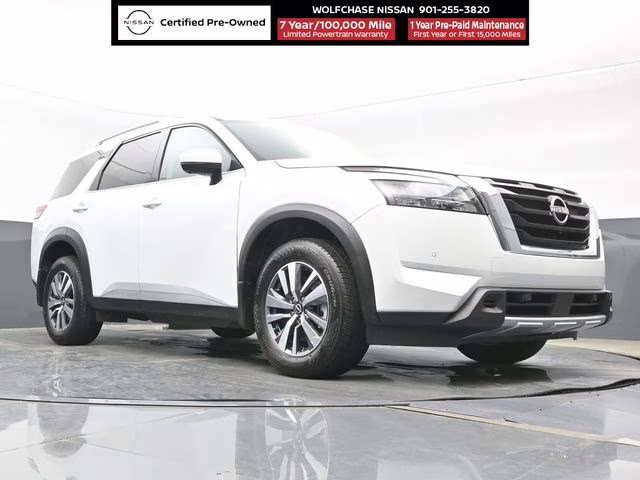 2025 Everest White Pearl Tricoat Nissan Pathfinder SL 4X4 SUV