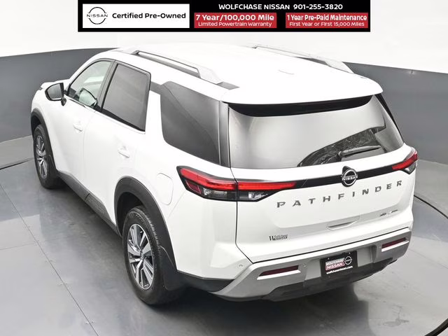 2025 Everest White Pearl Tricoat Nissan Pathfinder SL 4X4 SUV