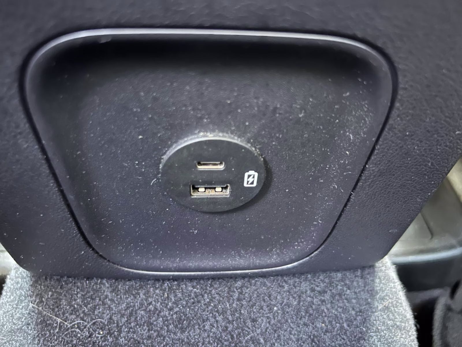 2022 White Ford Escape SE AWD SUV